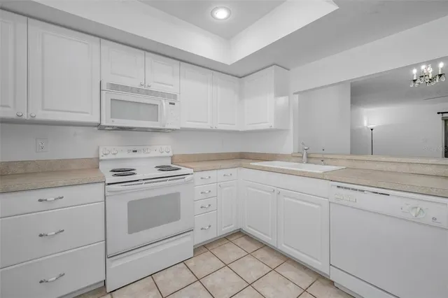 $151,500 | 2650 Countryside Boulevard, Unit C106, Clearwater, FL 33761