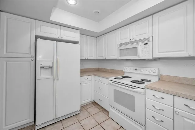 $151,500 | 2650 Countryside Boulevard, Unit C106, Clearwater, FL 33761