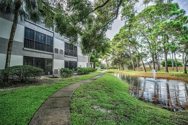 $151,500 | 2650 Countryside Boulevard, Unit C106, Clearwater, FL 33761