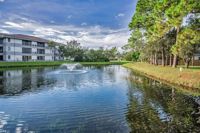 $151,500 | 2650 Countryside Boulevard, Unit C106, Clearwater, FL 33761