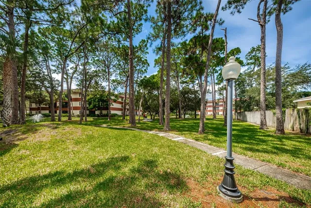 $151,500 | 2650 Countryside Boulevard, Unit C106, Clearwater, FL 33761