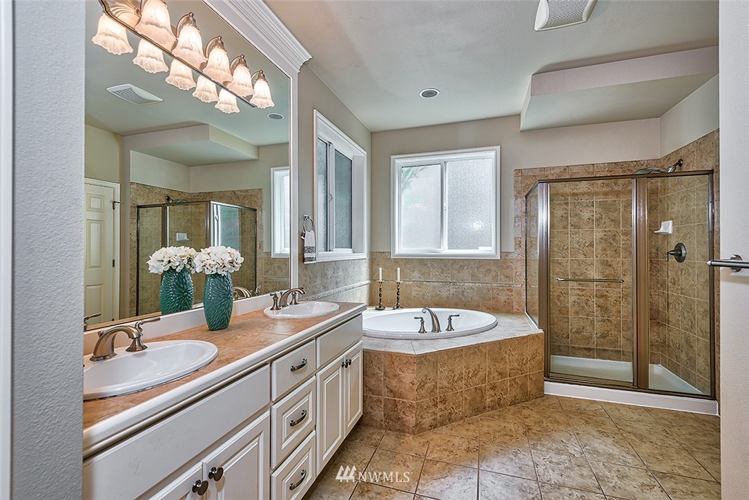 1015 South 36th Place Renton, WA 98055 - Photo 12 of 24 Gallery Image 12
