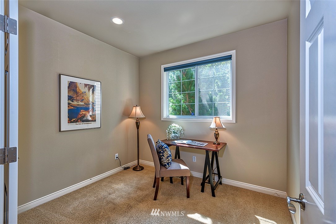 1015 South 36th Place Renton, WA 98055 - Photo 13 of 24 Gallery Image 13