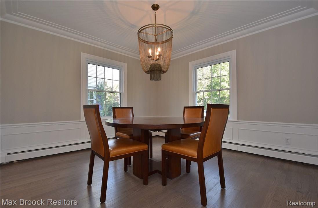 1491 Oxford Road Grosse Pointe, MI 48236 - Photo 11 of 46 formal dining 4.JPG