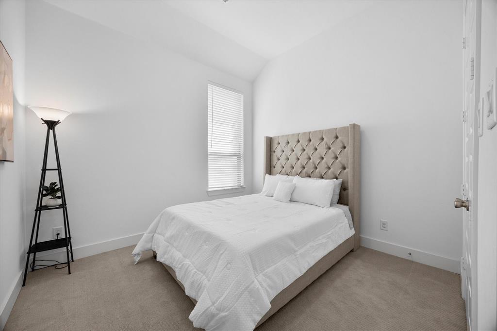 9420 Surveyor Road Oak Point, TX 75068 - Photo 13 of 21