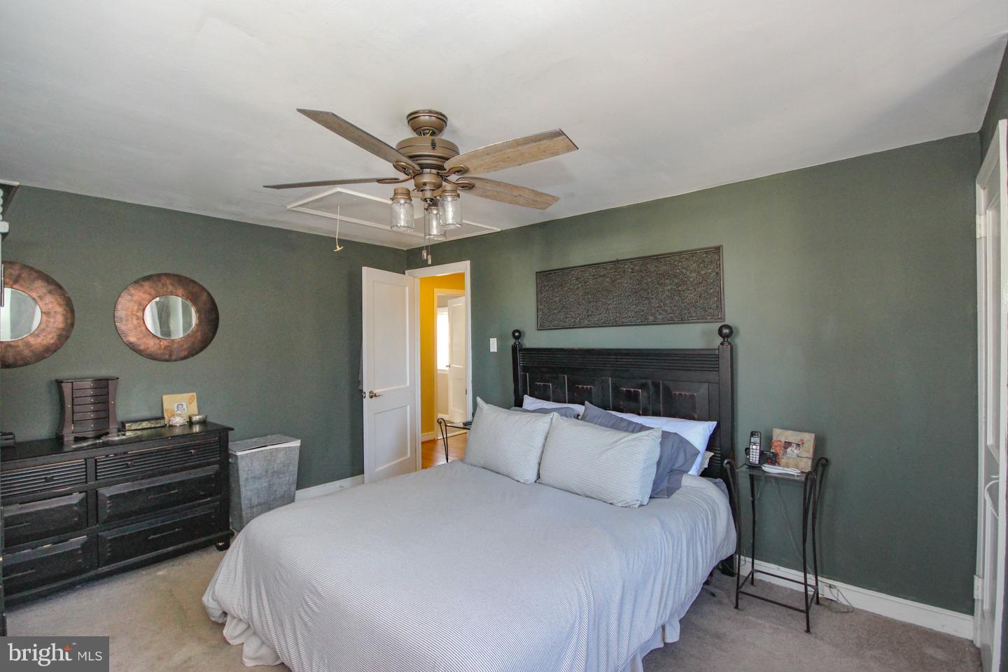 128 School Lane Springfield, PA 19064 - Photo 11 of 24 Gallery Image 11