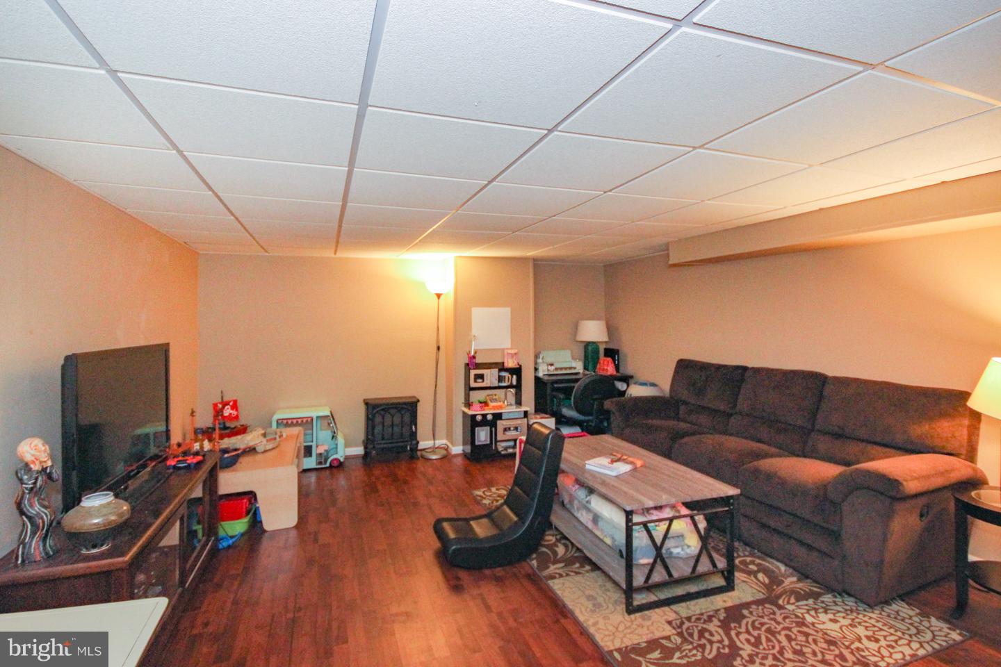 128 School Lane Springfield, PA 19064 - Photo 19 of 24 Gallery Image 19