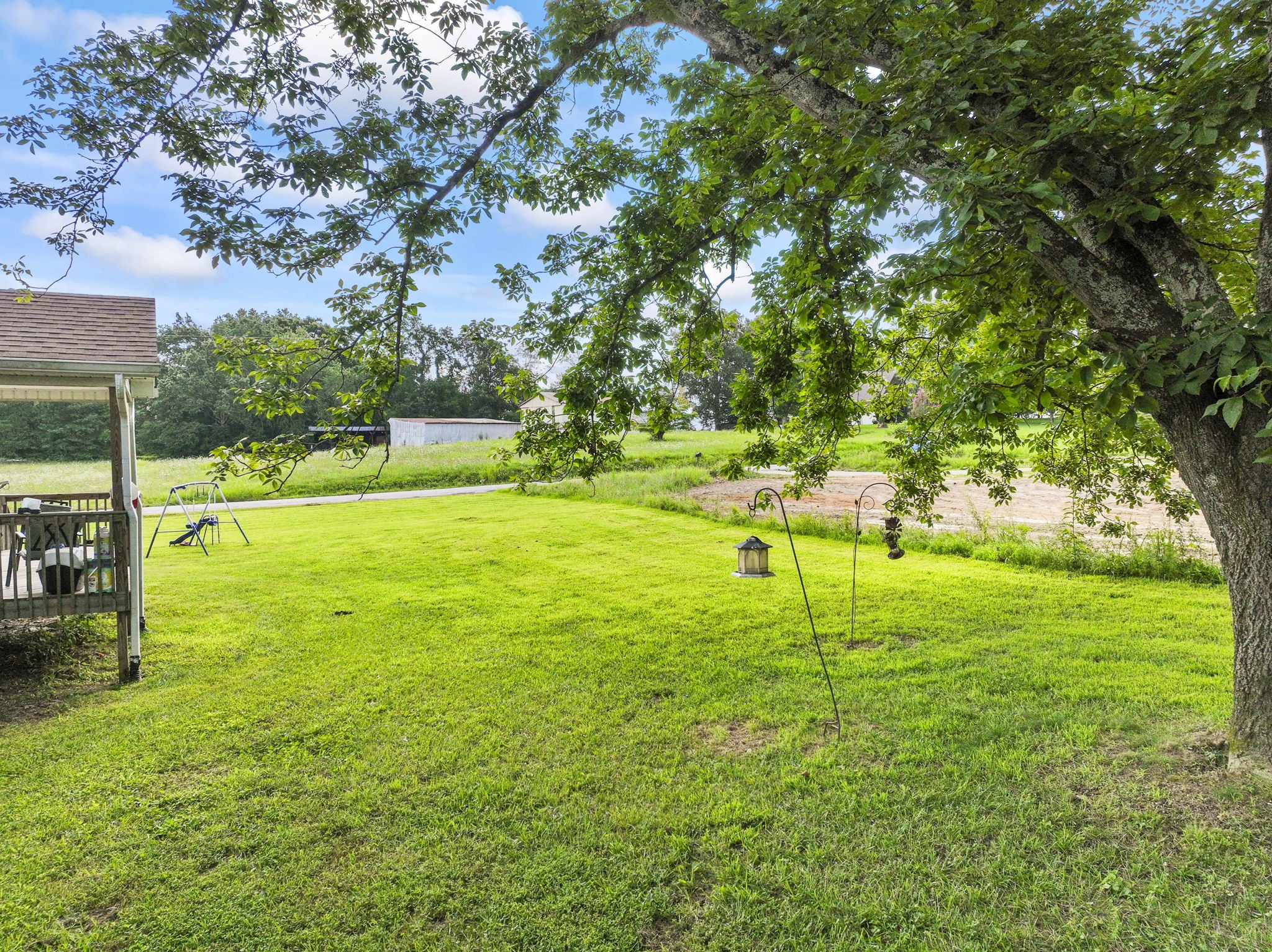 1112 Dugout Road Summertown, TN 38483 - Photo 23 of 24