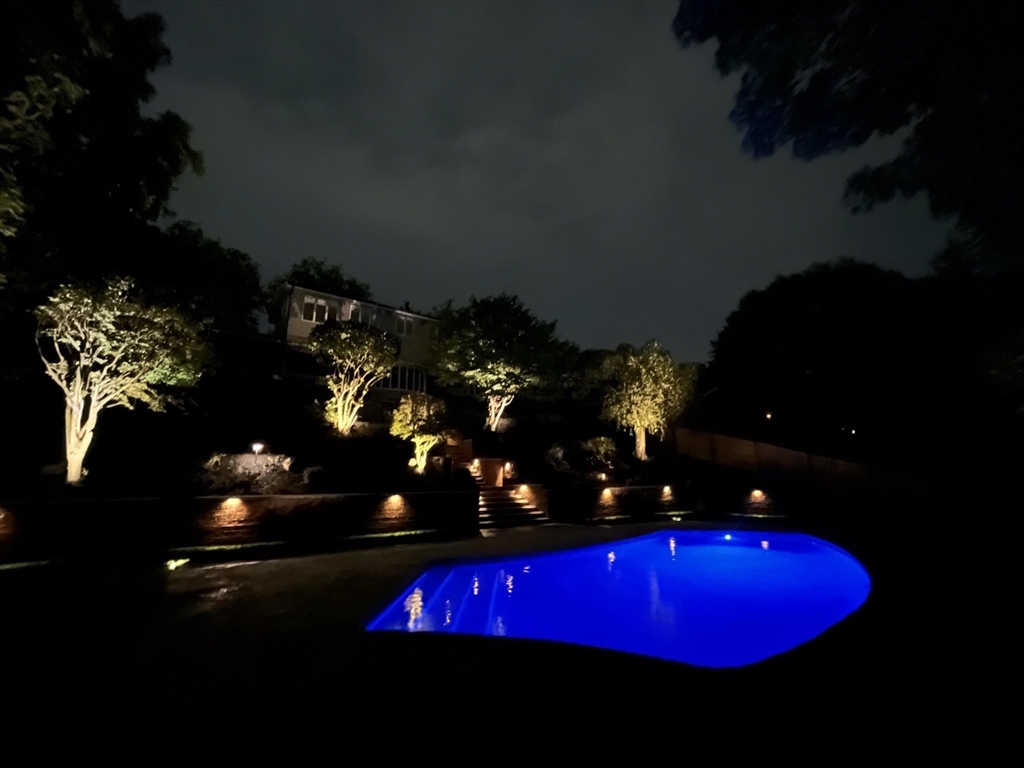 171 Shaw Road Brookline, MA 02467 - Photo 2 of 37