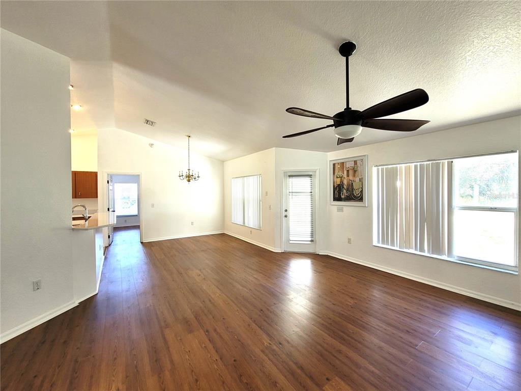 7098 Southwest 131st Loop Ocala, FL 34473 - Photo 8 of 43 Gallery Image 8