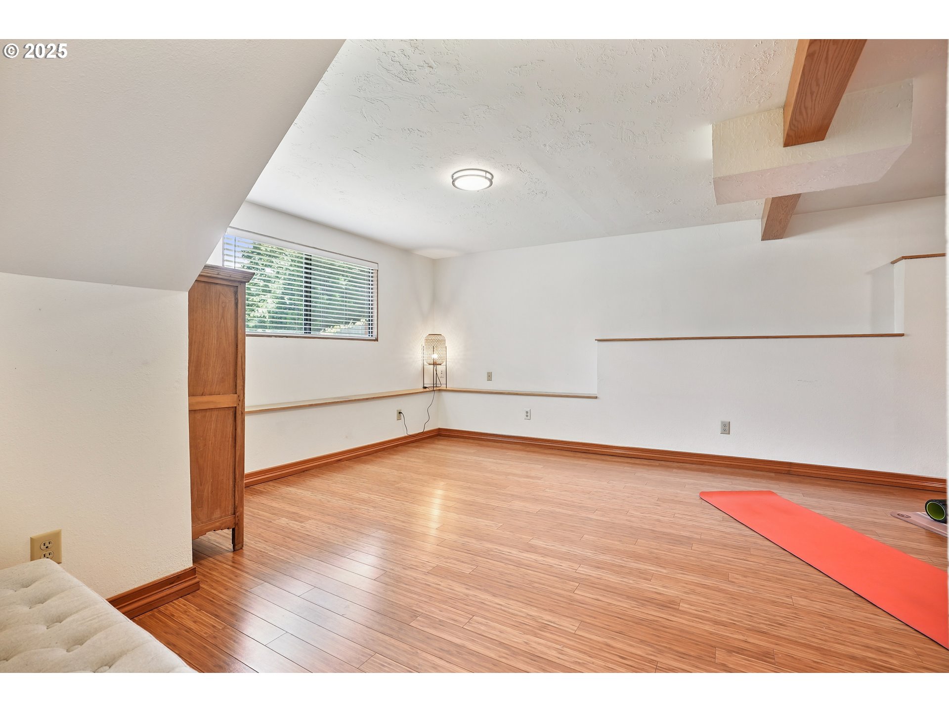 16905 Webster Road Gladstone, OR 97027 - Photo 19 of 25 Gallery Image 19