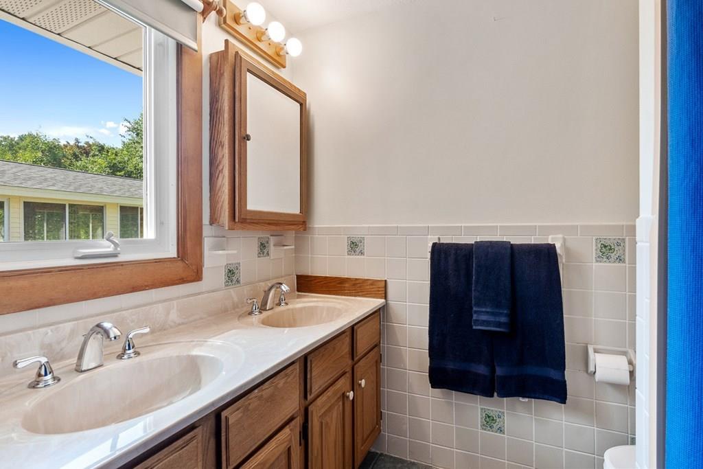 7 Eldorado Road Chelmsford, MA 01824 - Photo 33 of 42 Gallery Image 33