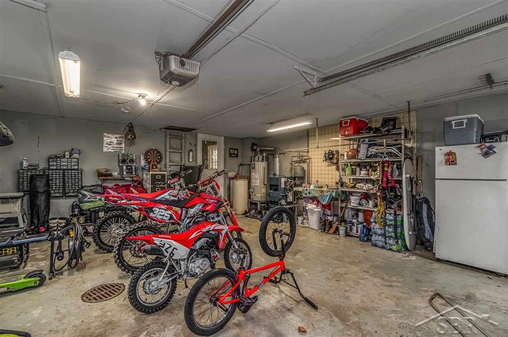 1898 East Prevo Road Linwood, MI 48634 - Photo 19 of 30 50026965-18.JPG