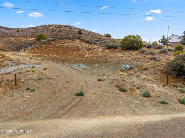 $198,000 | 15070 East White Drive, Dewey-Humboldt, AZ 86327