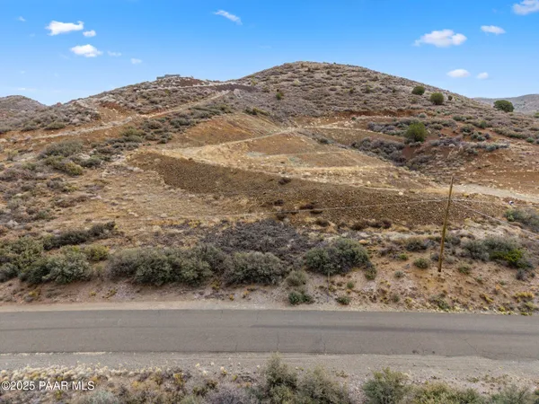 $198,000 | 15070 East White Drive, Dewey-Humboldt, AZ 86327