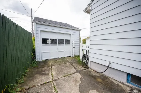 $224,900 | 73 Wilton Parkway, Tonawanda, NY 14223