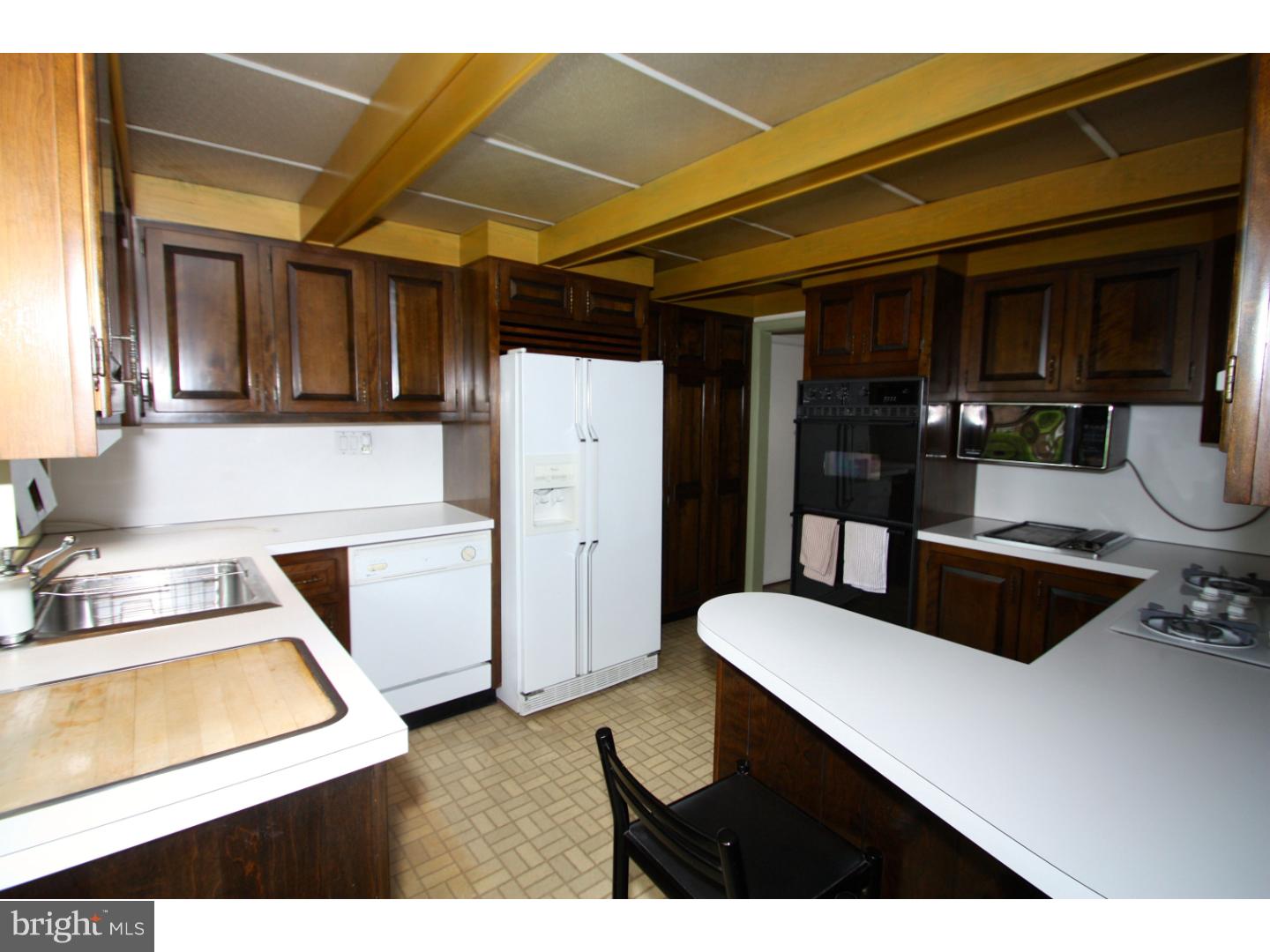 1381 Michael Road Jenkintown, PA 19046 - Photo 12 of 25 Gallery Image 12
