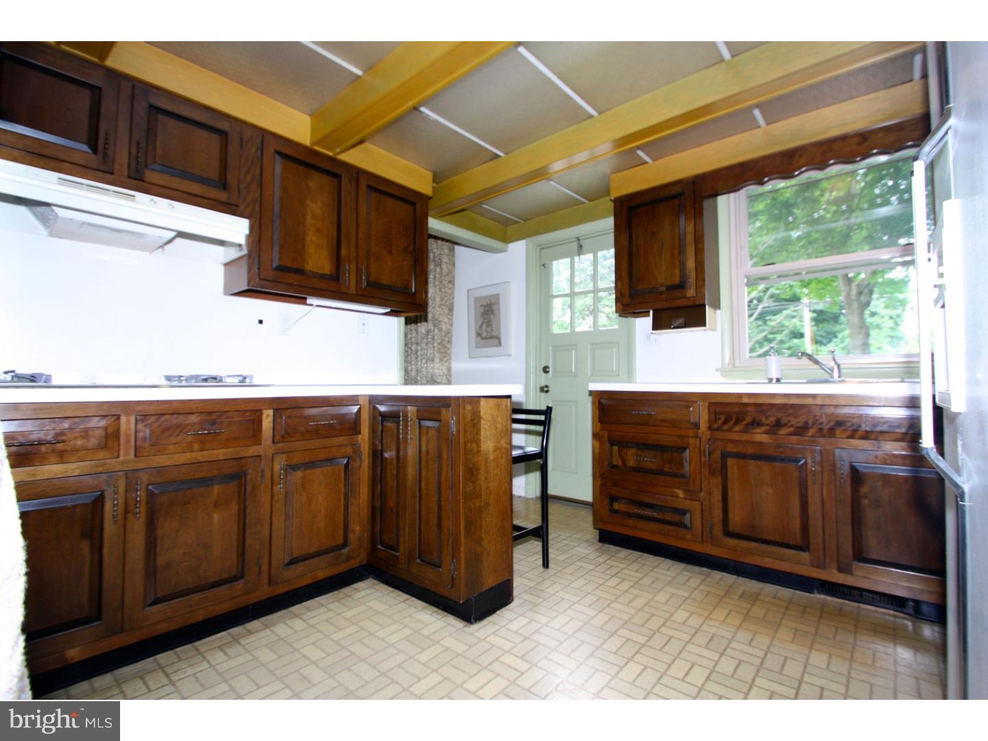 1381 Michael Road Jenkintown, PA 19046 - Photo 13 of 25 Gallery Image 13