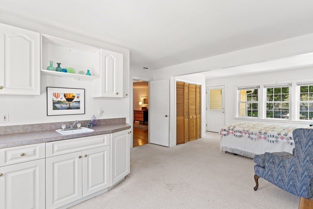 35 Kenneth Road Marblehead, MA 01945 - Photo 23 of 33