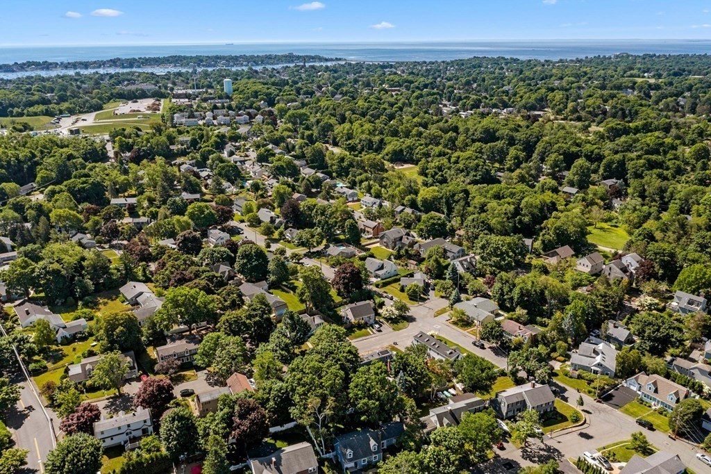 35 Kenneth Road Marblehead, MA 01945 - Photo 32 of 33