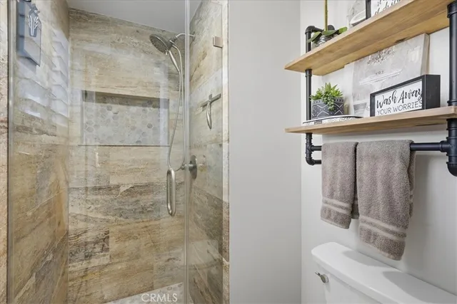 $899,990 | 515 Newhall Drive, Corona, CA 92879