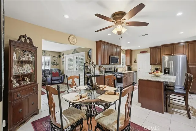 $899,990 | 515 Newhall Drive, Corona, CA 92879