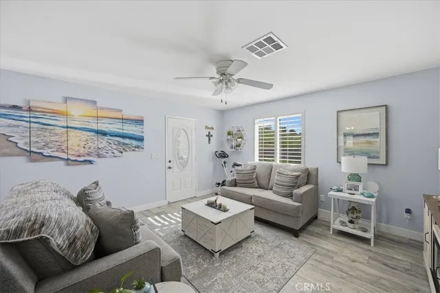 $899,990 | 515 Newhall Drive, Corona, CA 92879