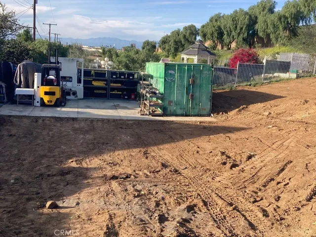 $899,990 | 515 Newhall Drive, Corona, CA 92879