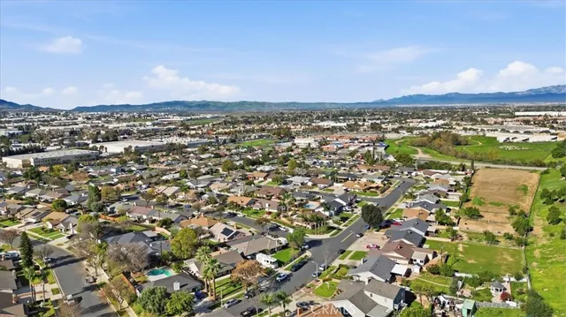 $899,990 | 515 Newhall Drive, Corona, CA 92879