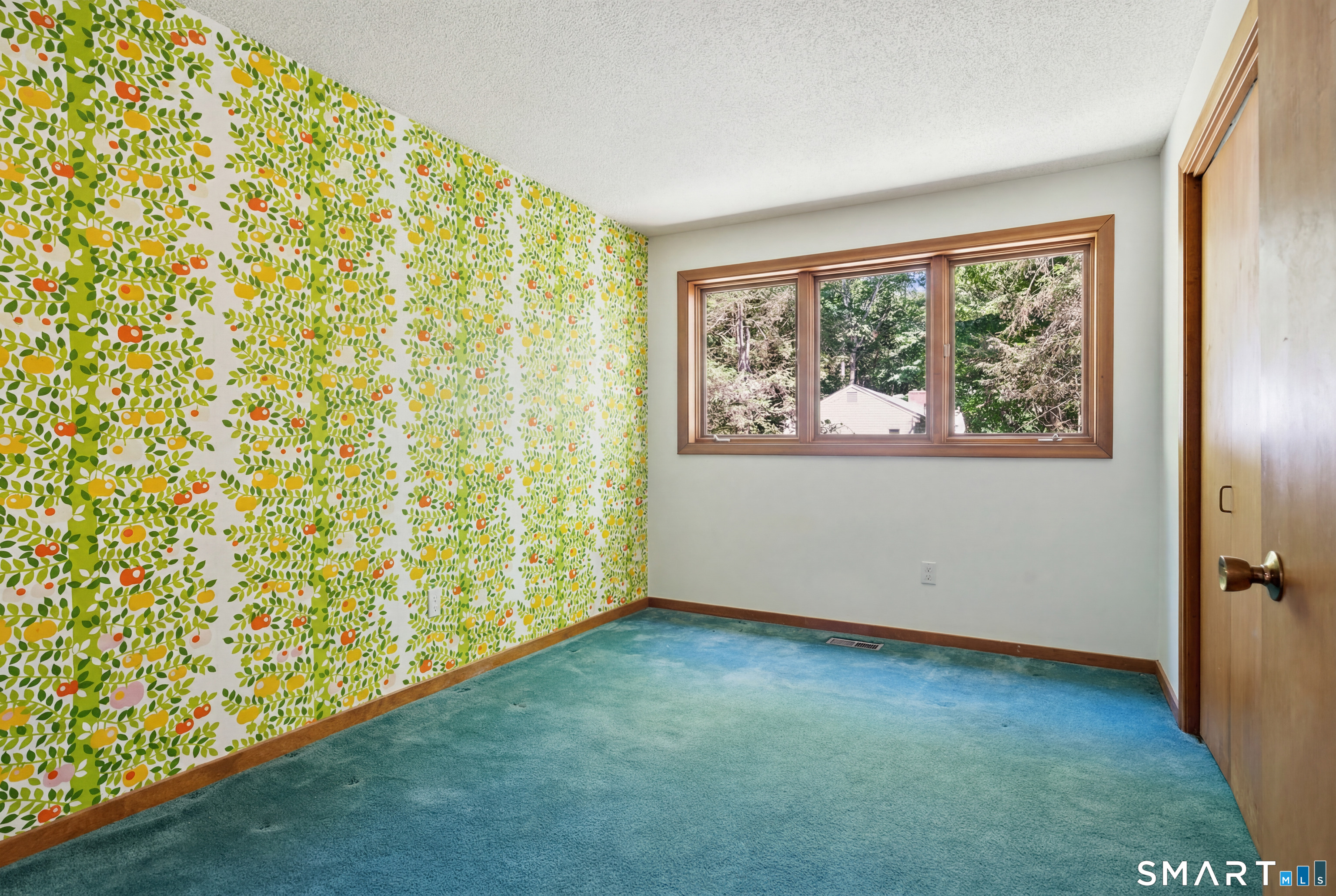 53 Summer Hill Road Madison, CT 06443 - Photo 16 of 29