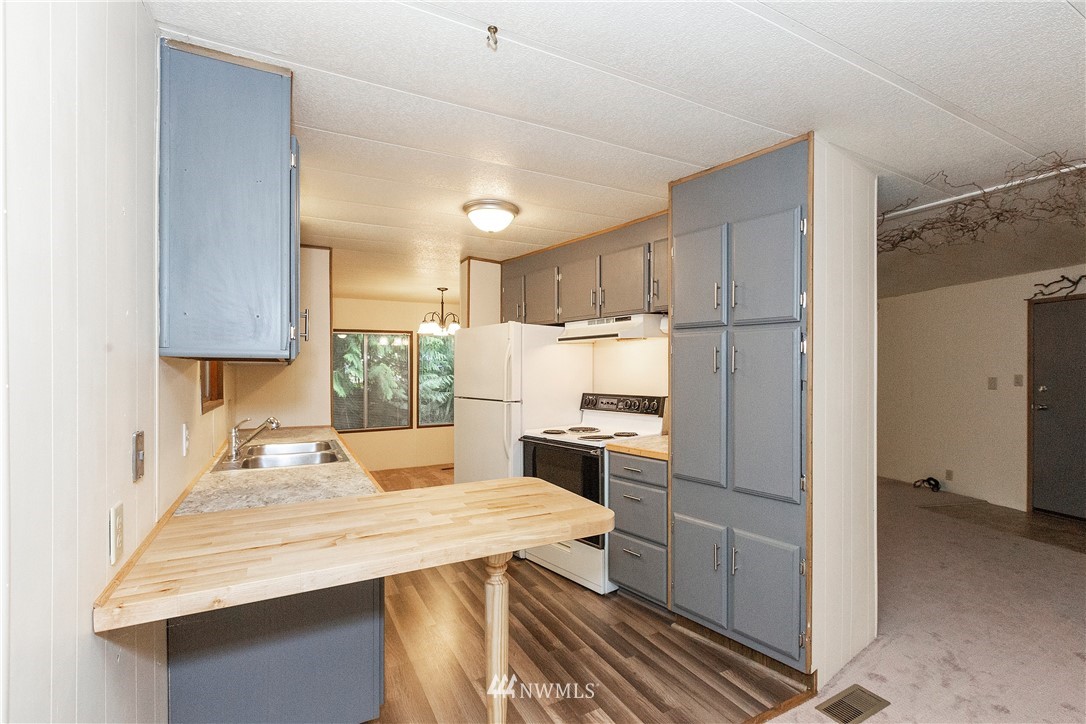 8461 Phillips Road Southeast Port Orchard, WA 98367 - Photo 11 of 24 Gallery Image 11