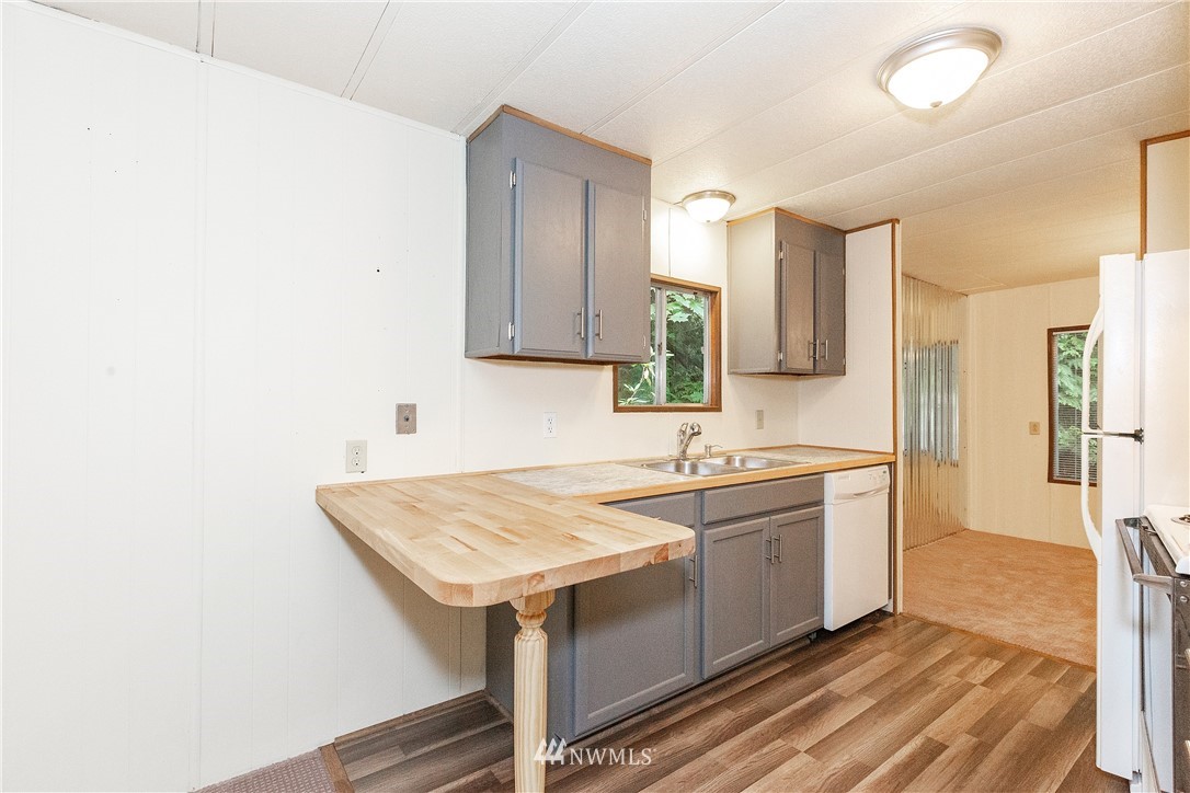 8461 Phillips Road Southeast Port Orchard, WA 98367 - Photo 12 of 24 Gallery Image 12