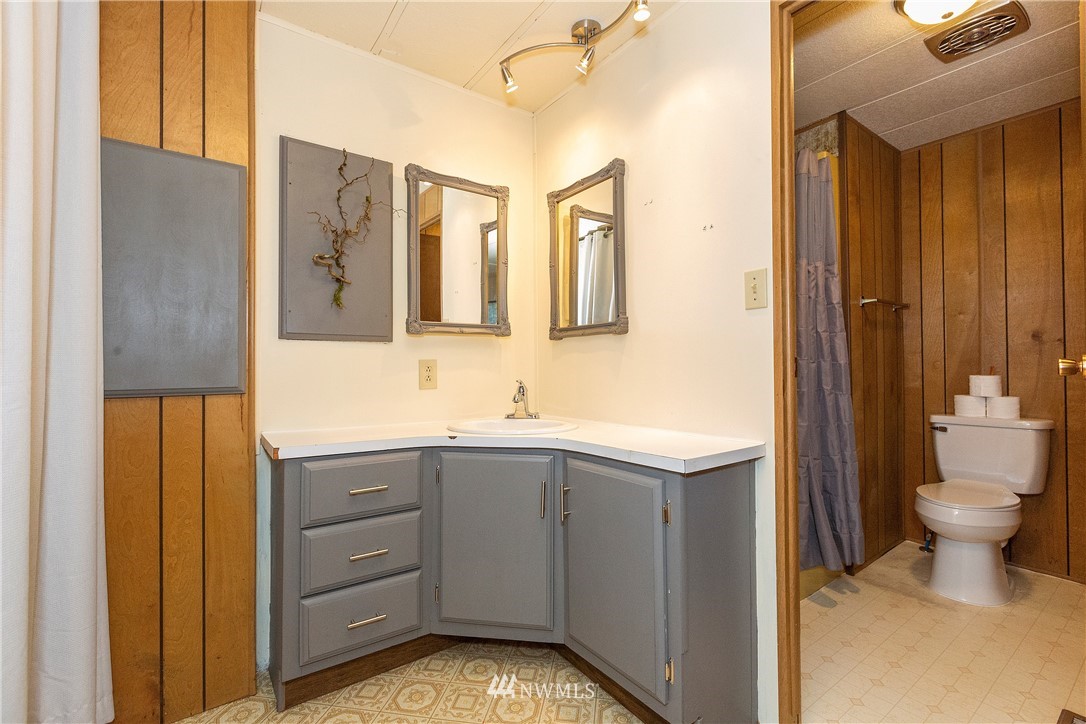 8461 Phillips Road Southeast Port Orchard, WA 98367 - Photo 20 of 24 Gallery Image 20