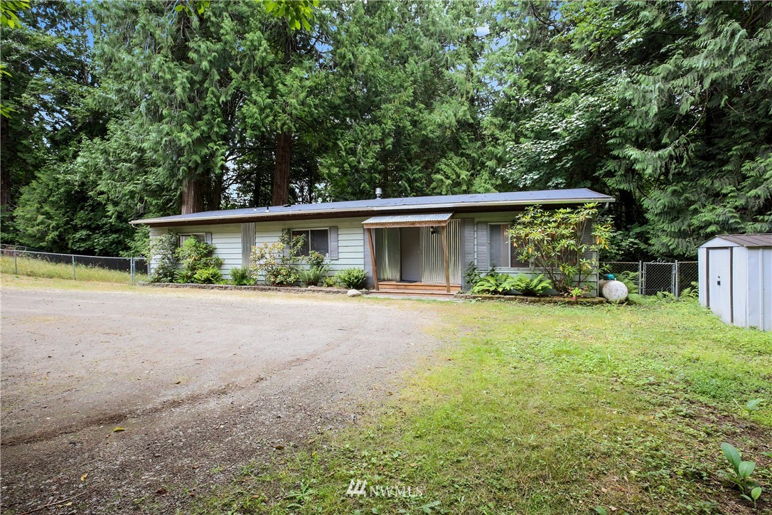 8461 Phillips Road Southeast Port Orchard, WA 98367 - Photo 5 of 24 Gallery Image 5