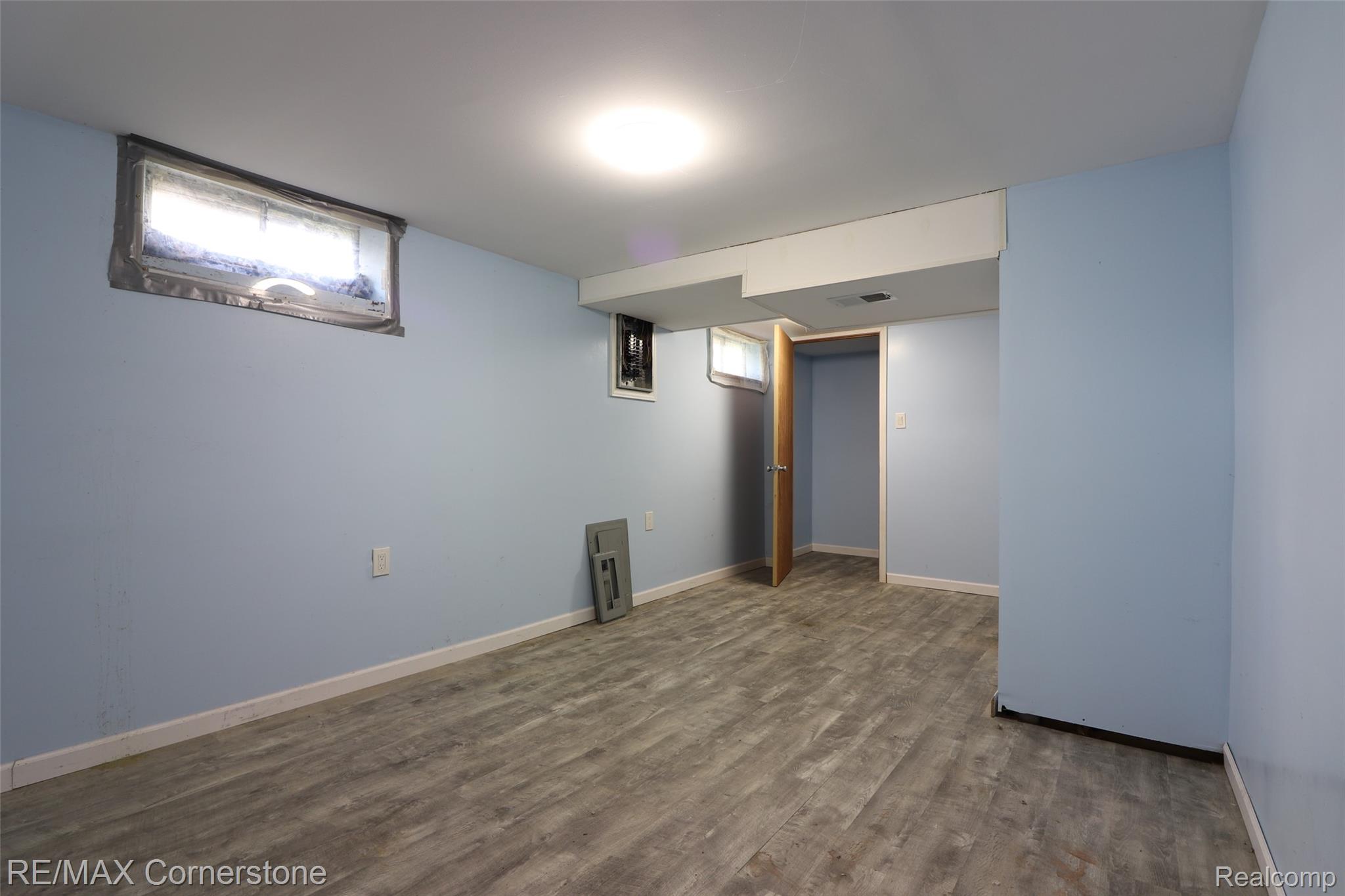 4532 Howe Road Wayne, MI 48184 - Photo 19 of 24