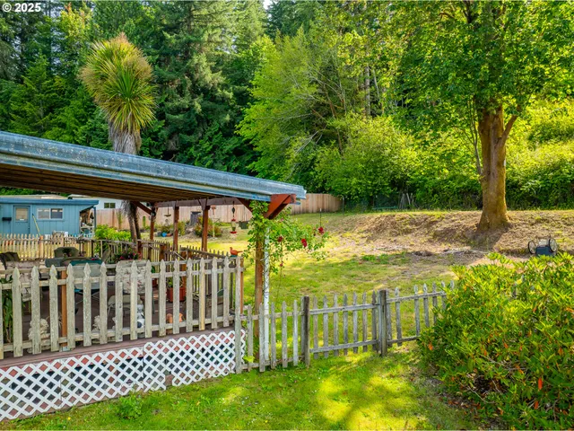 $375,000 | 51320 Myrtle Creek Road, Myrtle Point, OR 97458