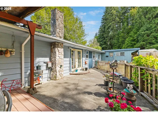 $375,000 | 51320 Myrtle Creek Road, Myrtle Point, OR 97458