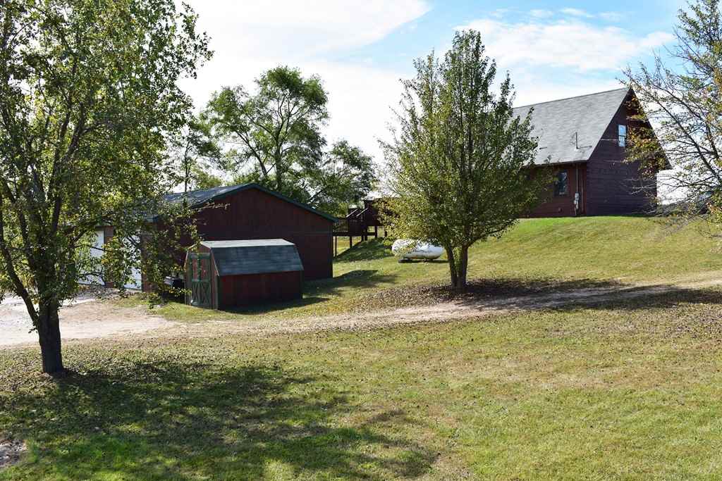 4888 East Coleman Road Clare, MI 48617 - Photo 3 of 35 1840034-2.JPG