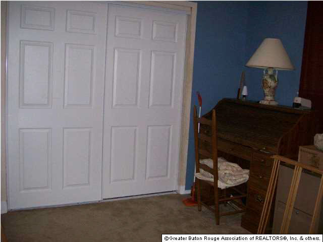 10537 Thibodeaux Road Denham Springs, LA 70706 - Photo 9 of 12 Gallery Image 9