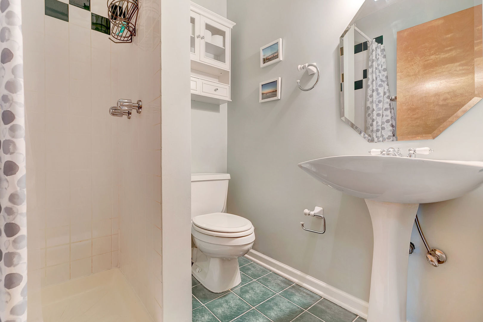 2837 North Burling Street, Unit 1S Chicago, IL 60657 - Photo 11 of 17 a bathroom with a sink toilet and shower