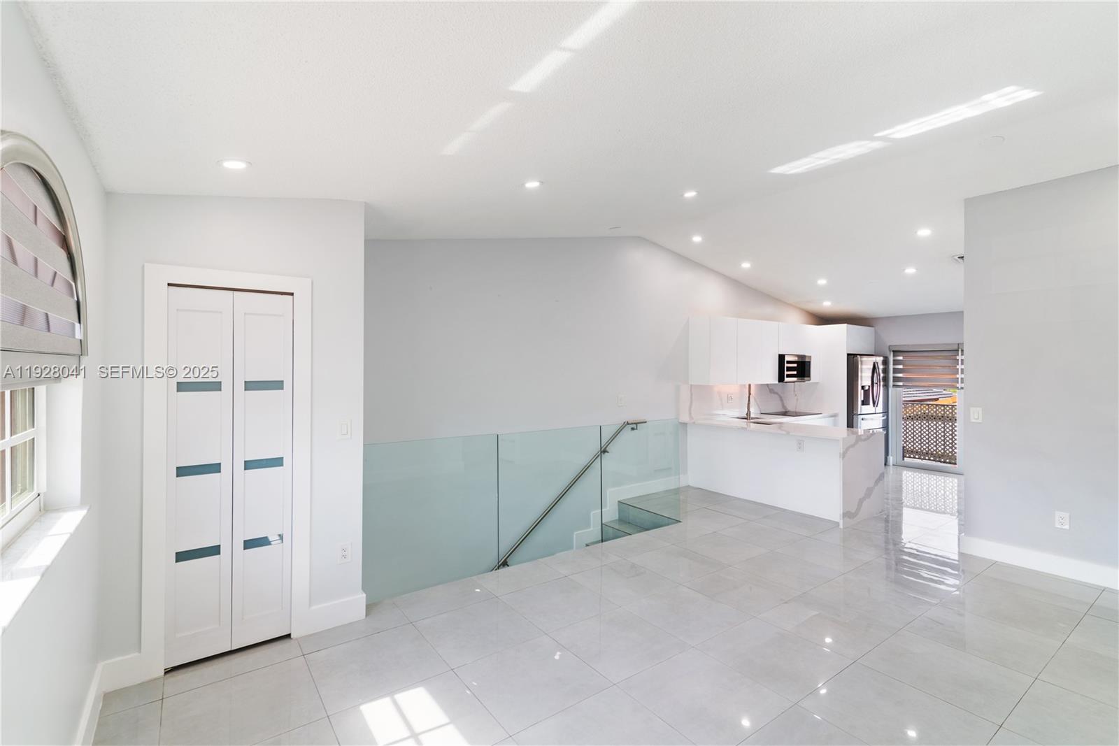 3375 West 76th Street, Unit 210 Hialeah, FL 33018 - Photo 8 of 31