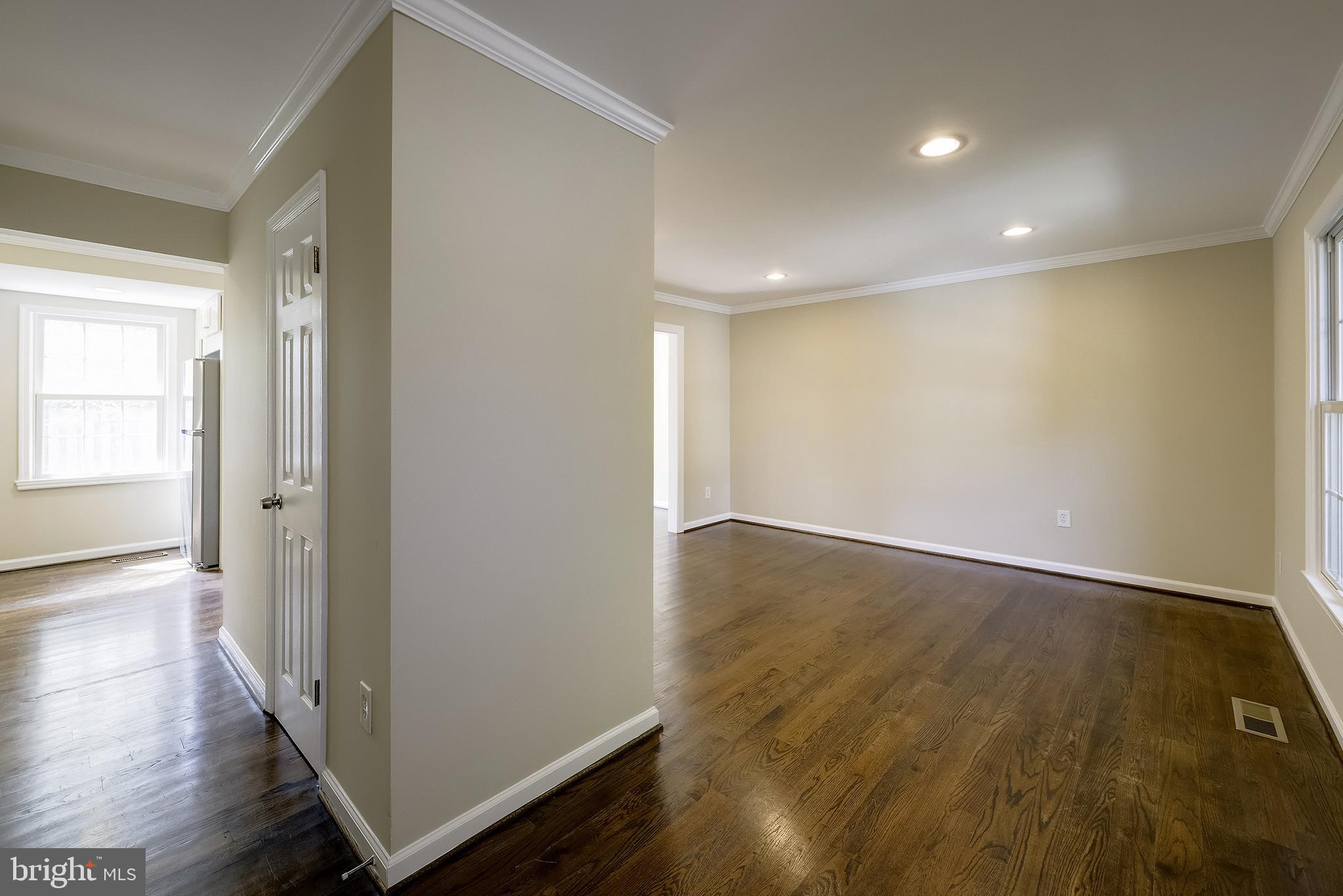 4 Ritchfield Court Rockville, MD 20850 - Photo 5 of 42