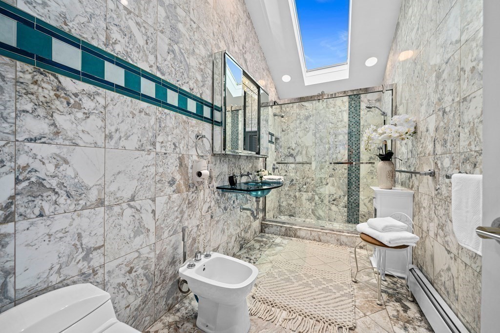 148 Cynthia Road Newton, MA 02459 - Photo 17 of 41