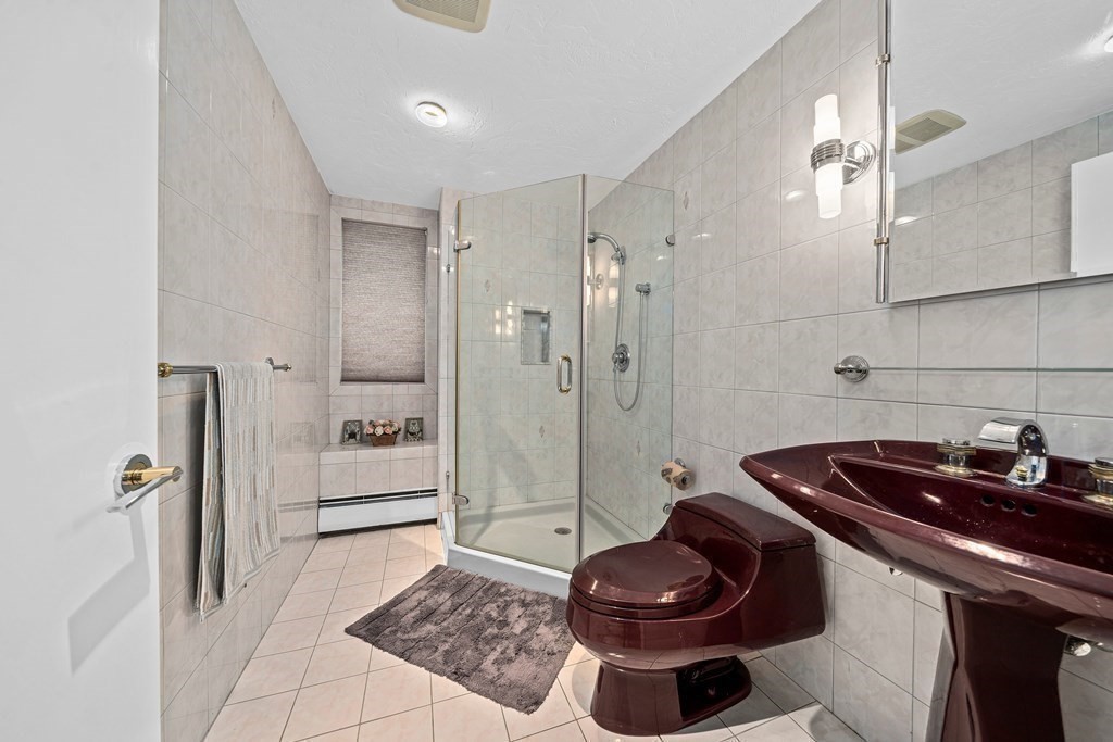 148 Cynthia Road Newton, MA 02459 - Photo 24 of 41