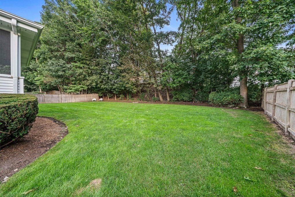 148 Cynthia Road Newton, MA 02459 - Photo 34 of 41