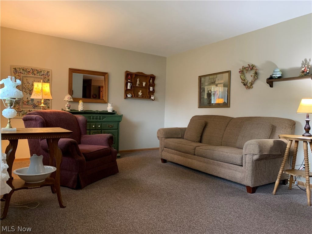 4613 4th Street Northwest Canton, OH 44708 - Photo 4 of 33 Gallery Image 4