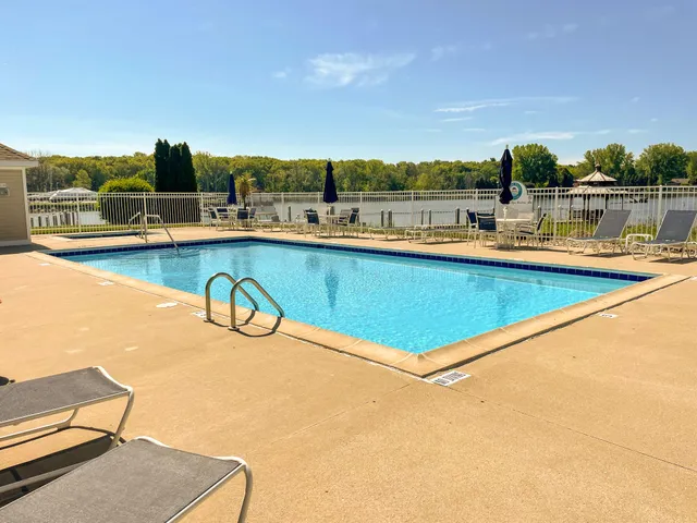 $30,000 | 398 Anchors Way, Unit 82S, St. Joseph, MI 49085