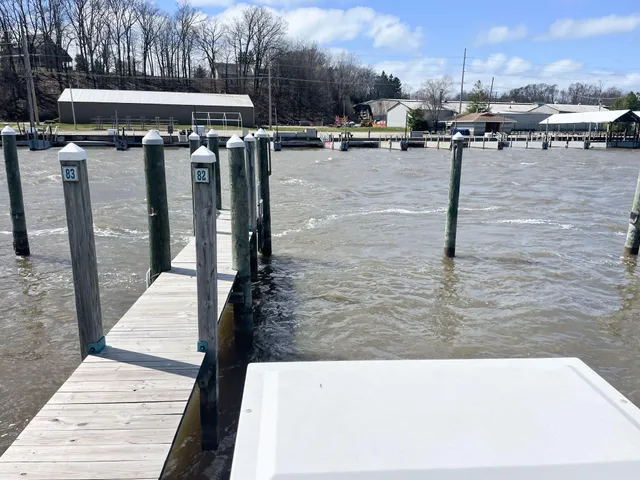 $30,000 | 398 Anchors Way, Unit 82S, St. Joseph, MI 49085