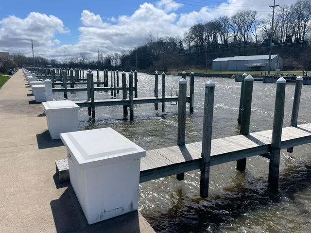 $30,000 | 398 Anchors Way, Unit 82S, St. Joseph, MI 49085