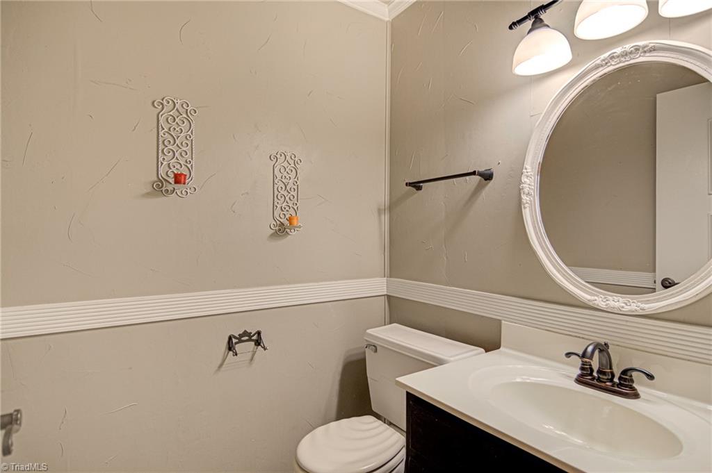 2914 B St Marks Road Southwest Winston-Salem, NC 27103 - Photo 4 of 30 Gallery Image 4